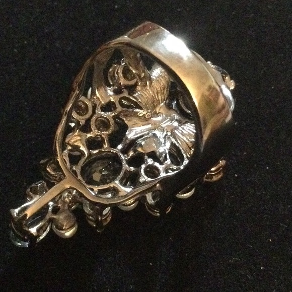 Genuine Blue Topaz Ribbon Ring - Picture 8 of 12